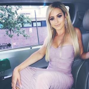 Meet your Posher, Breia